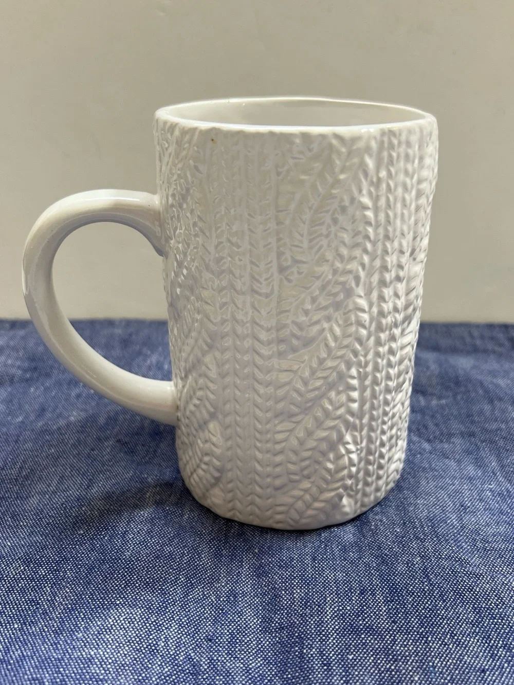 White Sweater Mug Saxon Chocolate Cozy Cup Knit Pattern Ceramic Coffee Tea Warm